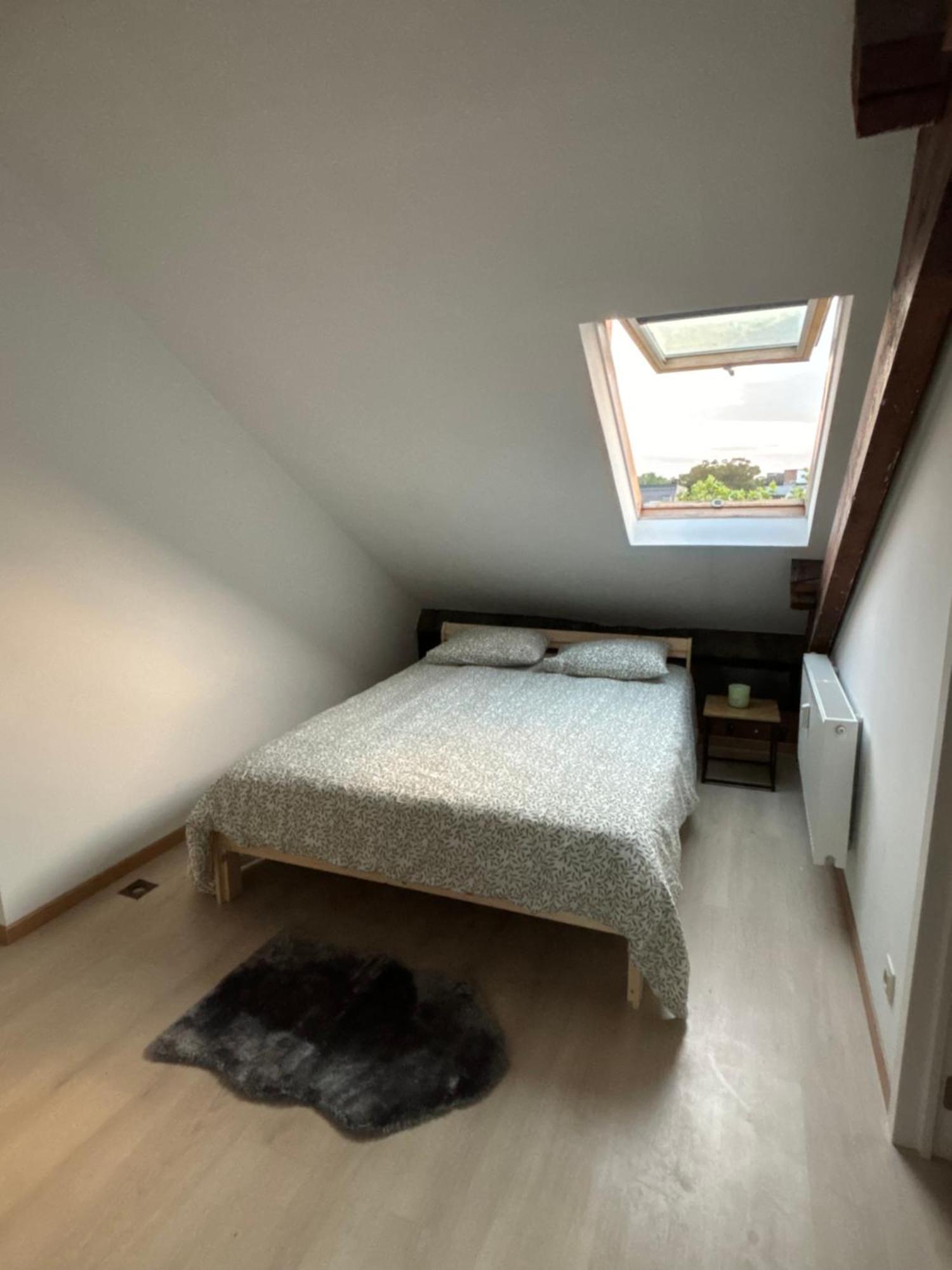 Séjour chez l'habitant Chambre Prive A Louise