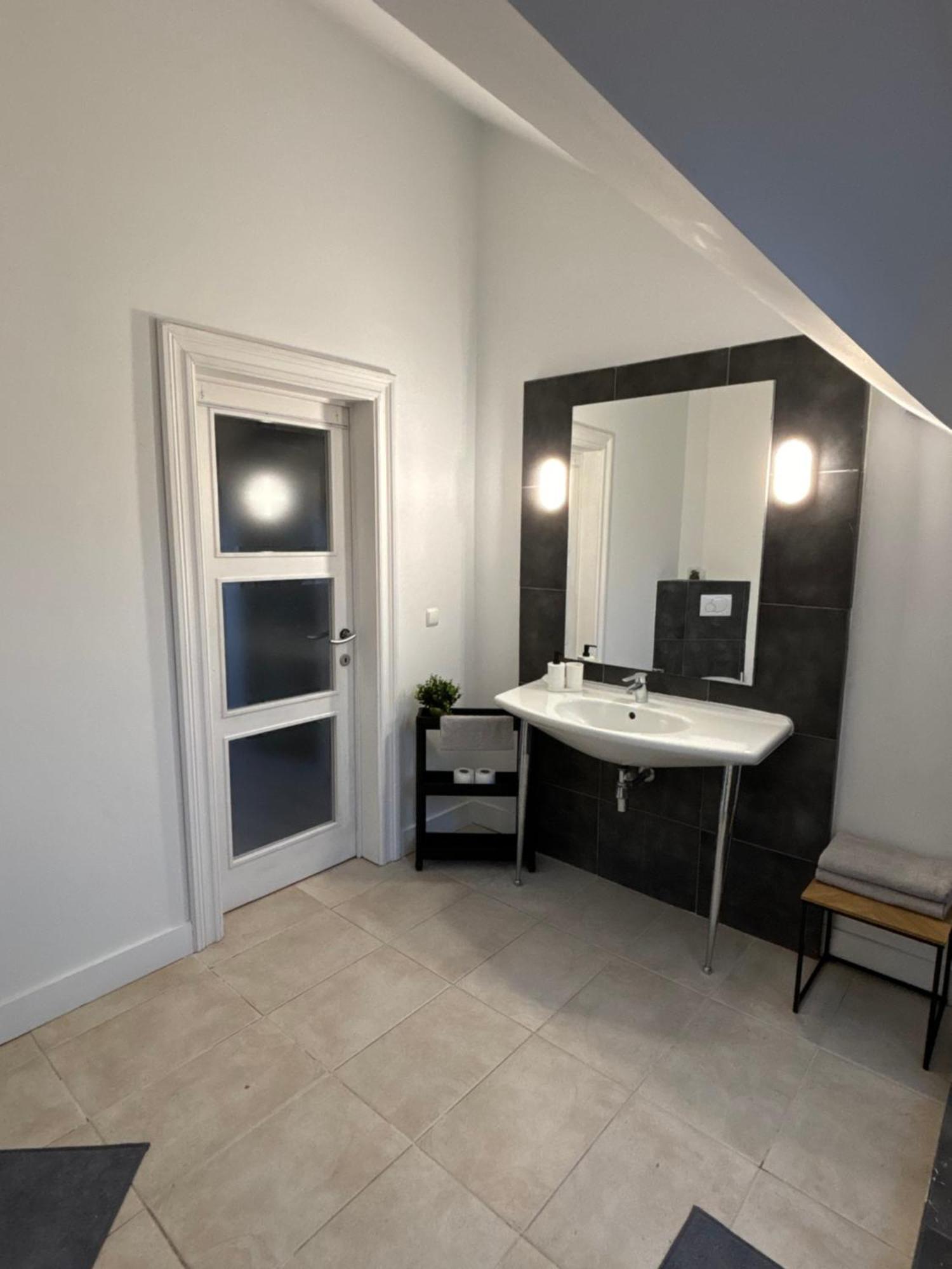 Chambre Prive A Louise * Bruxelas
